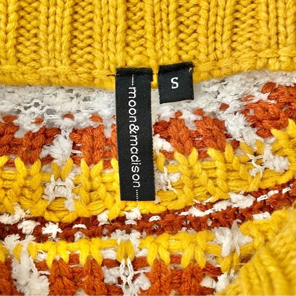 Moon & Madison Retro Yellow Brown Chevron Knit Sweater - Picture 6 of 8